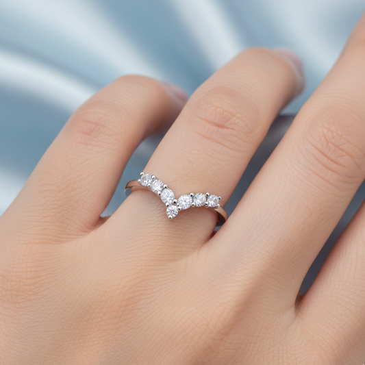 V Ladies Ring