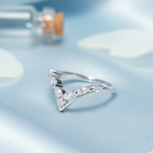 V Ladies Ring